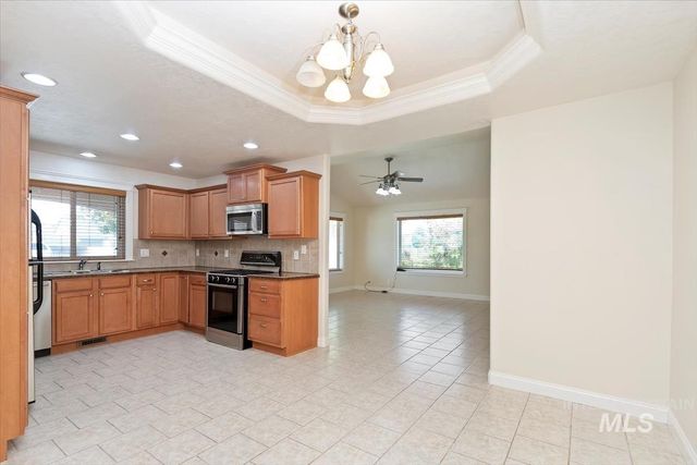 1800 SW Silverstone Ave, Mountain Home, ID 83647