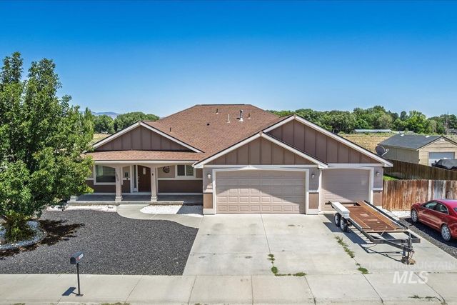 1800 SW Silverstone Ave, Mountain Home, ID 83647