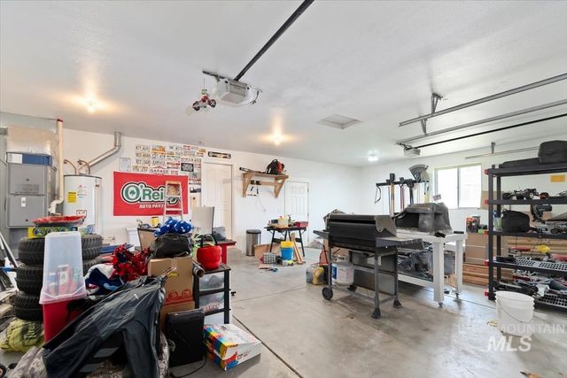 1800 SW Silverstone Ave, Mountain Home, ID 83647