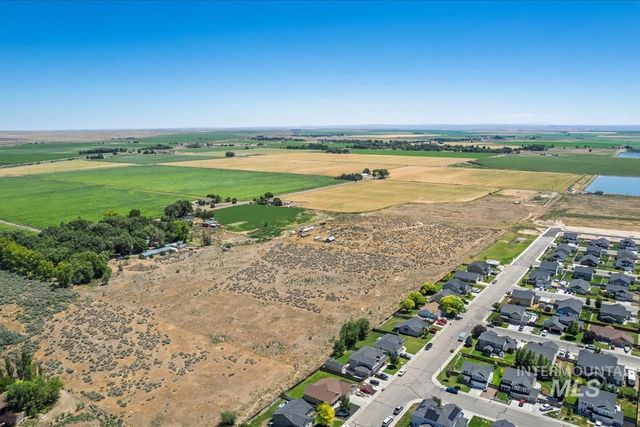 1800 SW Silverstone Ave, Mountain Home, ID 83647