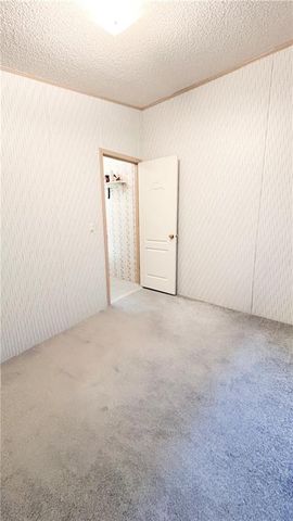 1 Deepwoods Court, Linn Valley, KS 66040