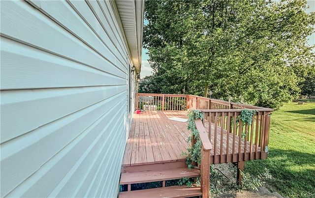 1 Deepwoods Court, Linn Valley, KS 66040