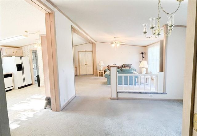 1 Deepwoods Court, Linn Valley, KS 66040