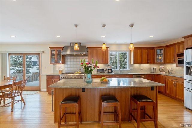 4881 Bentbrook Drive, Manlius, NY 13104