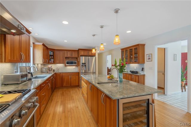 4881 Bentbrook Drive, Manlius, NY 13104