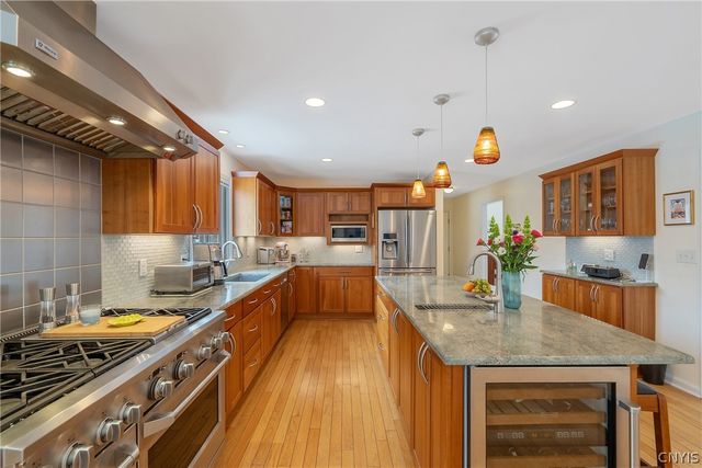 4881 Bentbrook Drive, Manlius, NY 13104