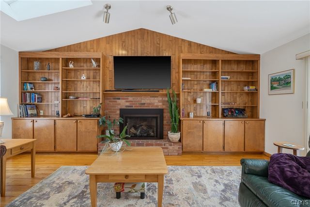 4881 Bentbrook Drive, Manlius, NY 13104