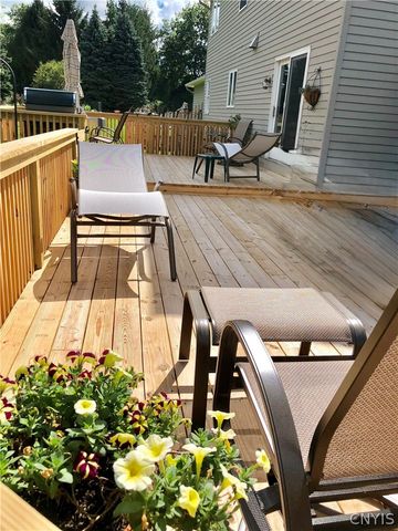 4881 Bentbrook Drive, Manlius, NY 13104