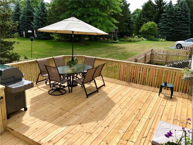 4881 Bentbrook Drive, Manlius, NY 13104