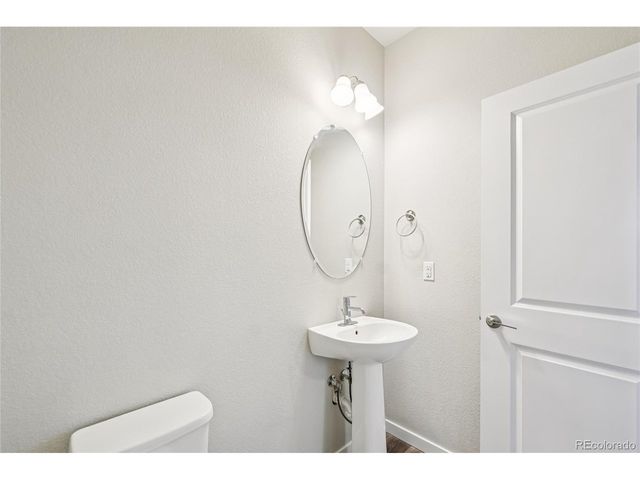 1077 Mountain Dr A, Longmont, CO 80503