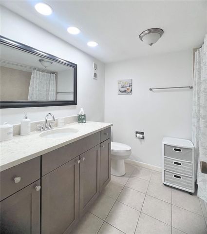 700 STARKEY ROAD 814, Largo, FL 33771