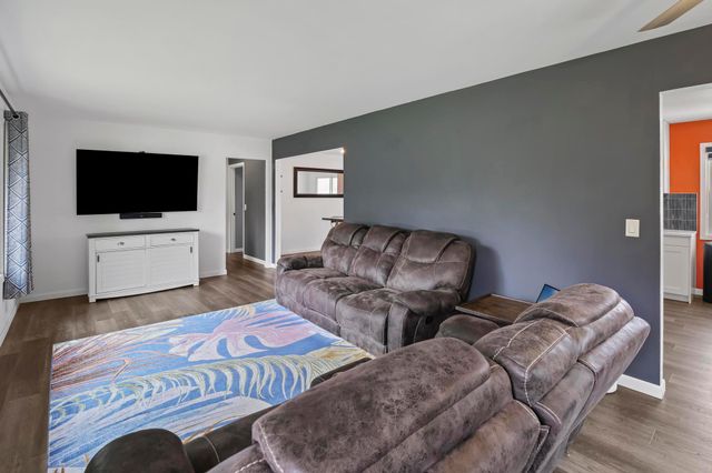 7040 Jersey Avenue N, Brooklyn Park, MN 55428