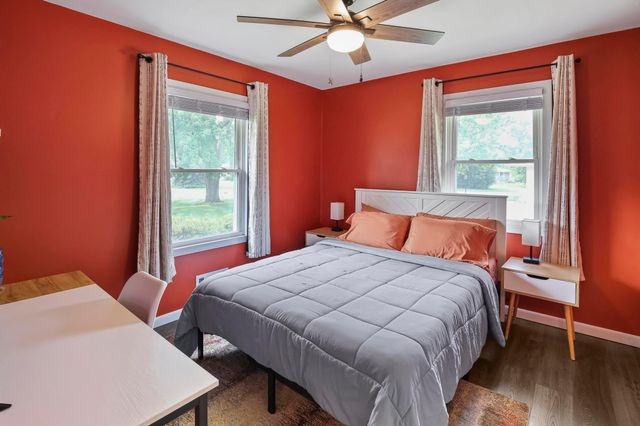 7040 Jersey Avenue N, Brooklyn Park, MN 55428