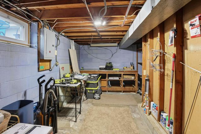 7040 Jersey Avenue N, Brooklyn Park, MN 55428
