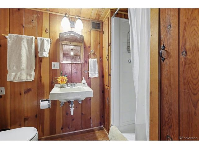 3875 Overlook Rd, Colorado Springs, CO 80906