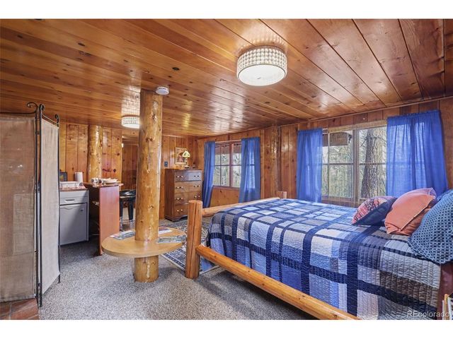 3875 Overlook Rd, Colorado Springs, CO 80906