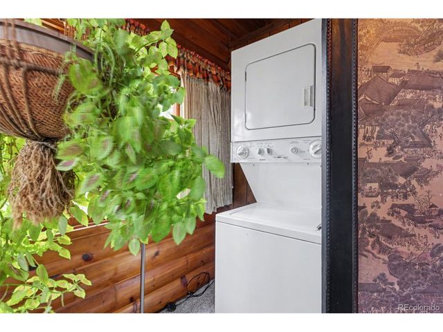 3875 Overlook Rd, Colorado Springs, CO 80906