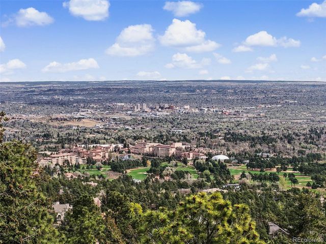 3875 Overlook Rd, Colorado Springs, CO 80906