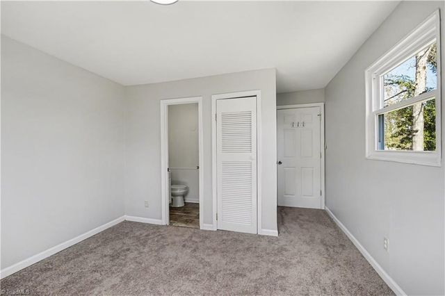 504 Ellwood Drive, High Point, NC 27260