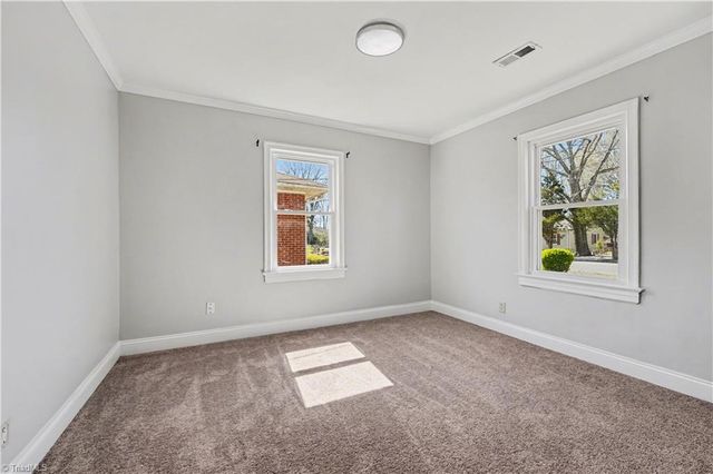 504 Ellwood Drive, High Point, NC 27260