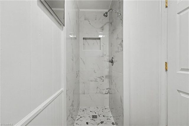 504 Ellwood Drive, High Point, NC 27260