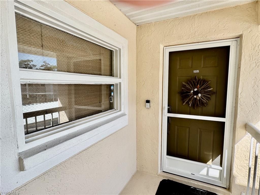 645 Squire CT # 202, NAPLES, FL 34104 — photo 2