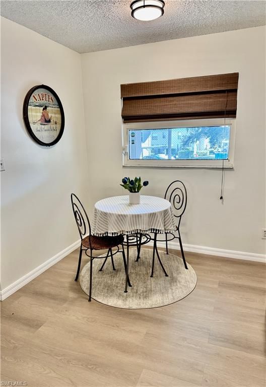 645 Squire CT # 202, NAPLES, FL 34104 — photo 3