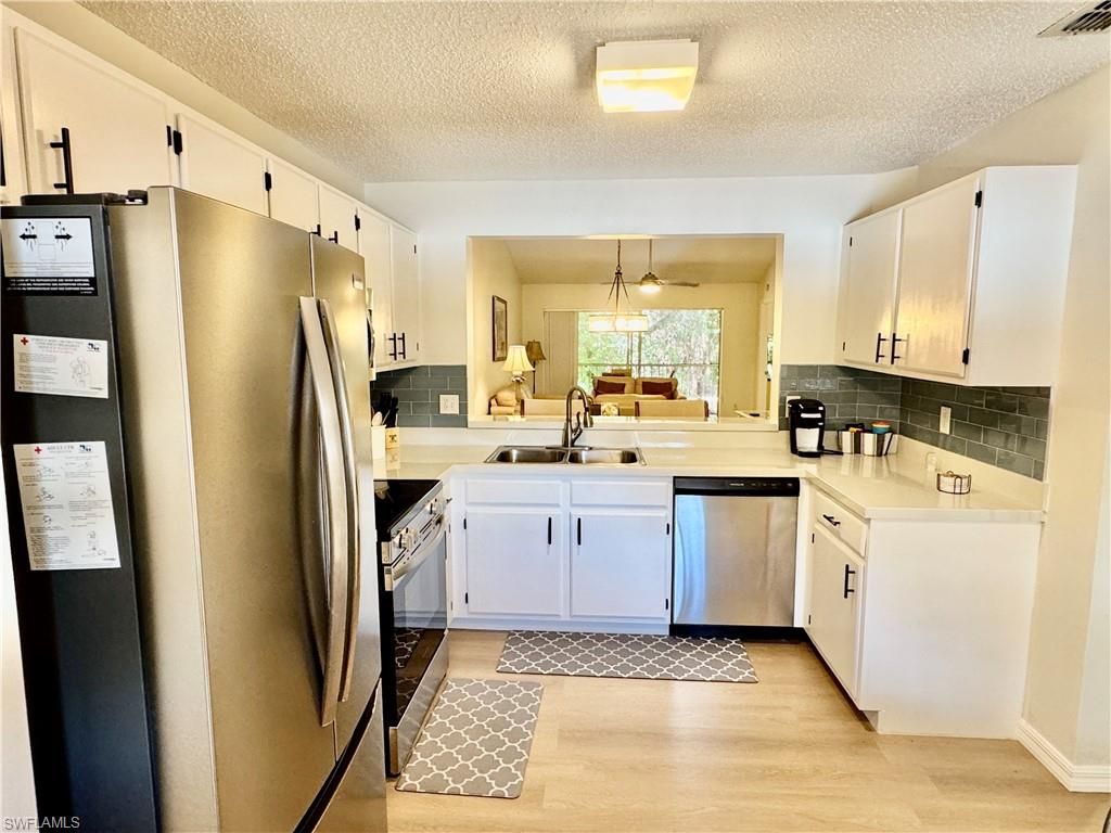 645 Squire CT # 202, NAPLES, FL 34104 — photo 5