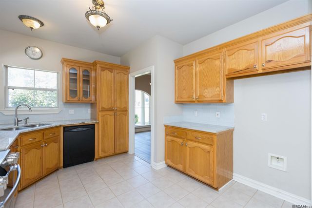 37455 Highridge Ave, Prairieville, LA 70769