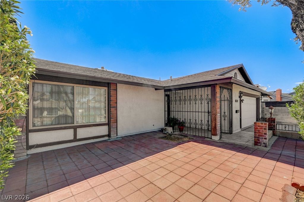 3573 Moraga Drive, Las Vegas, NV 89103 — photo 5