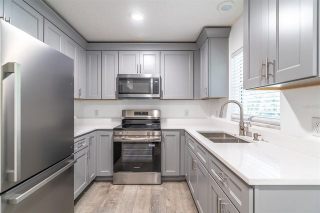 497 W BERESFORD ROAD, Deland, FL 32720