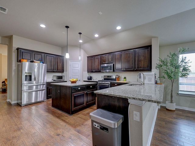 4140 Van Ness Ave, Round Rock, TX 78681