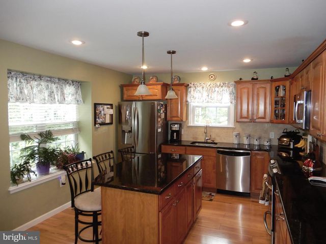 3110 VICTORIA CT, Bensalem, PA 19020