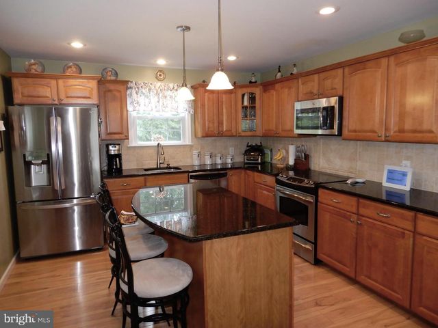 3110 VICTORIA CT, Bensalem, PA 19020