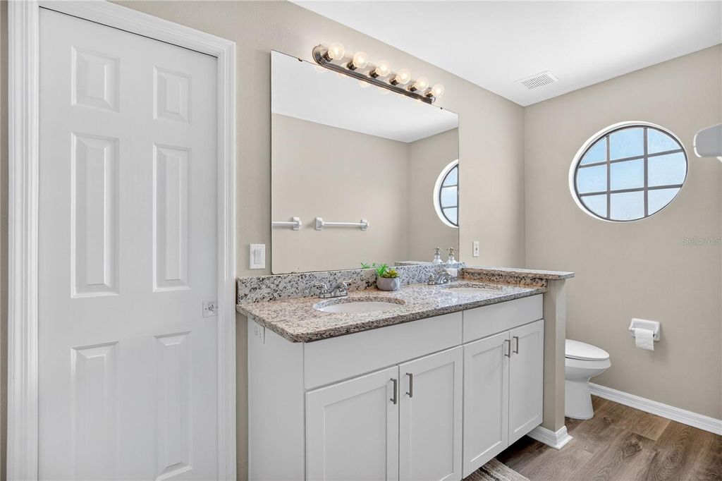 Image 21 of property listing at 13691 CRYSTAL RIVER DRIVE, Orlando, FL 32828