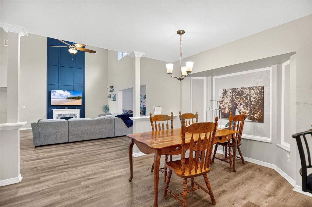 Image 8 of property listing at 13691 CRYSTAL RIVER DRIVE, Orlando, FL 32828