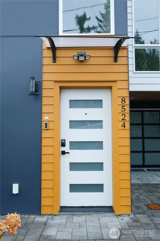 8524 23rd Avenue NE, Seattle, WA 98115