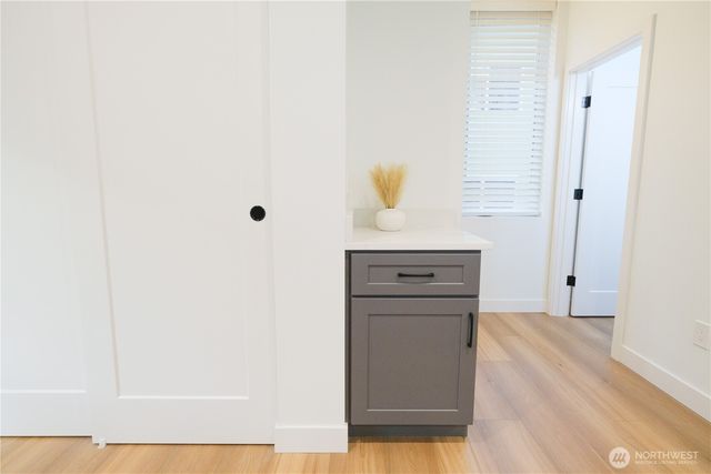 8524 23rd Avenue NE, Seattle, WA 98115