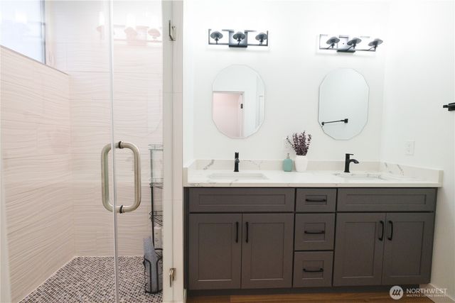 8524 23rd Avenue NE, Seattle, WA 98115