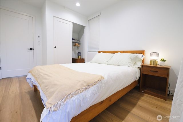 8524 23rd Avenue NE, Seattle, WA 98115