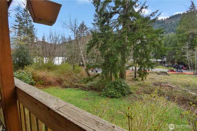 317 Ridgeway Place, Sedro Woolley, WA 98284