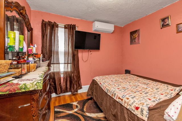 156-08 109th Avenue, Jamaica, NY 11433