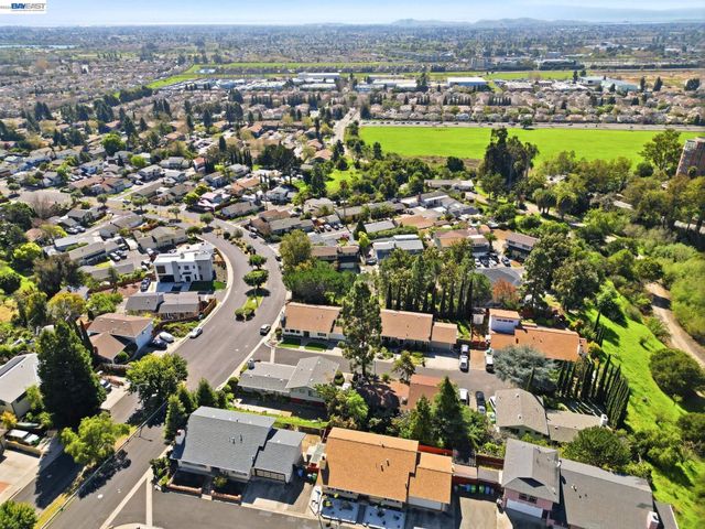 394 Appian Way, Union City, CA 94587