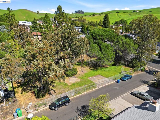 394 Appian Way, Union City, CA 94587