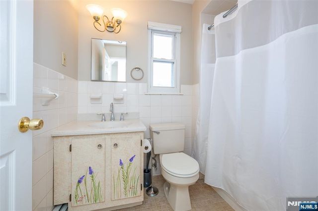 79 Roseland Avenue 74, Caldwell, NJ 07006