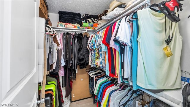 228 NW 12th LN, Cape Coral, FL 33993