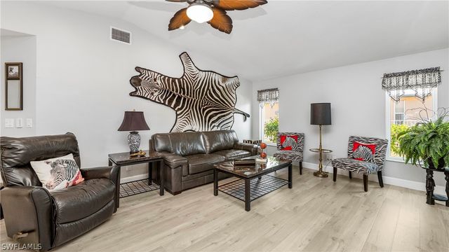 228 NW 12th LN, Cape Coral, FL 33993