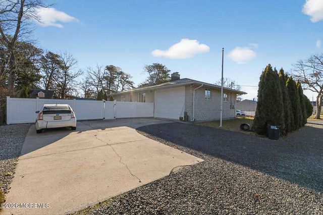 1326 Leguene Avenue, Forked River, NJ 08731