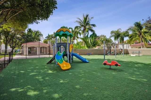 10190 SW 138th Ct, Miami, FL 33186