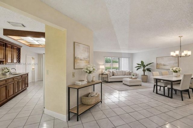 10190 SW 138th Ct, Miami, FL 33186
